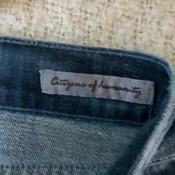 Citizens of Humanity Low Rise Flare Leg Medium Wash Y2K Style Jeans - Picture 2 of 3